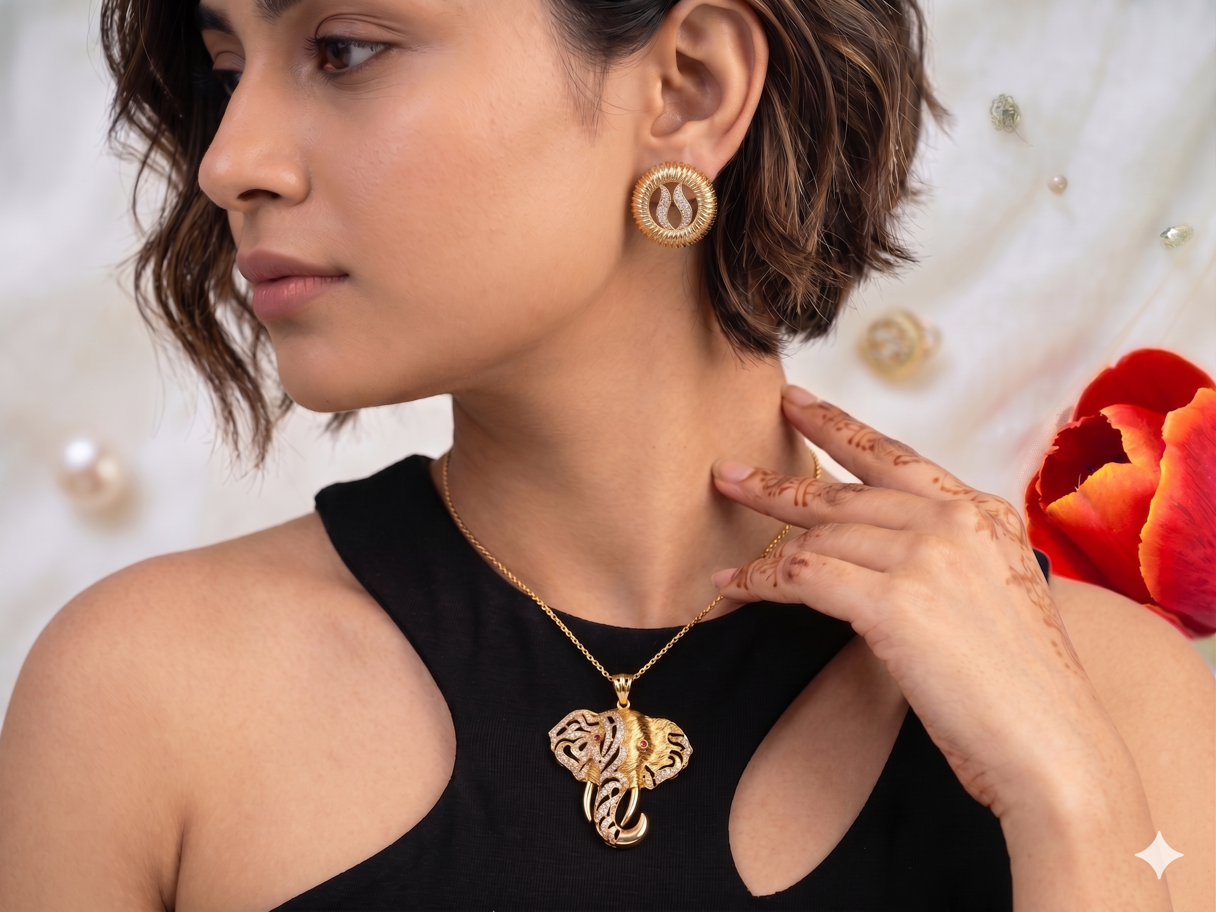 Contemporary AD Pendant Set