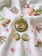 Kundan Green Pendant Set