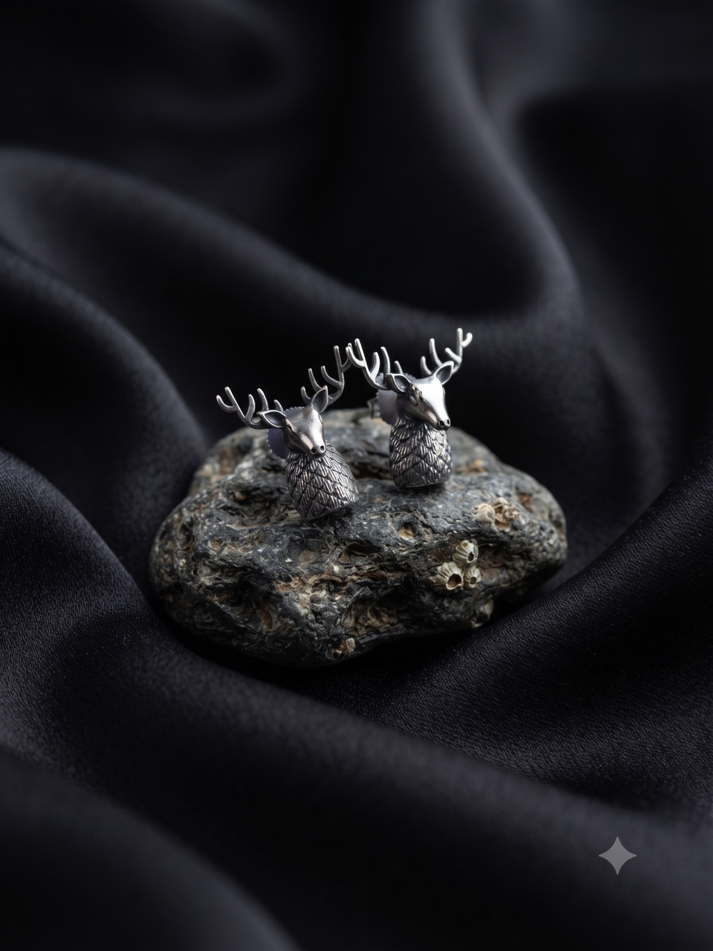 Silver Oxidized Deer Stud