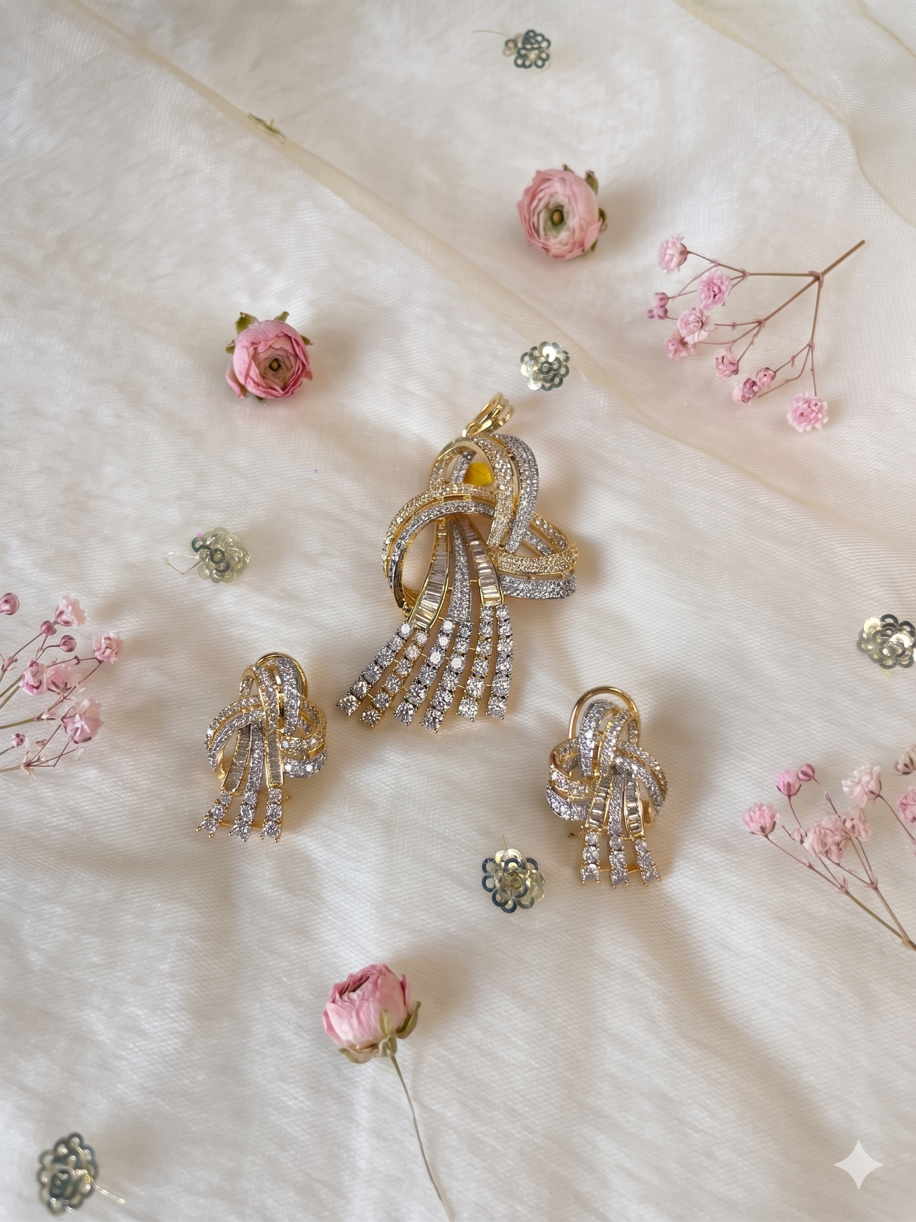 AD Ribbon Pendant Set