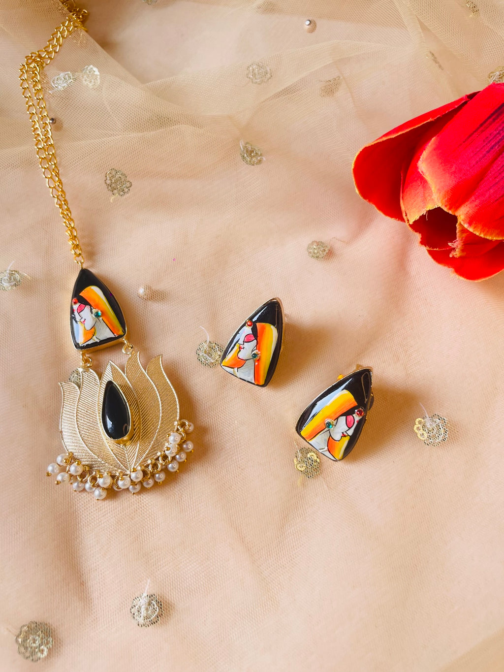 Monalisa Hand Painted Necklace Set