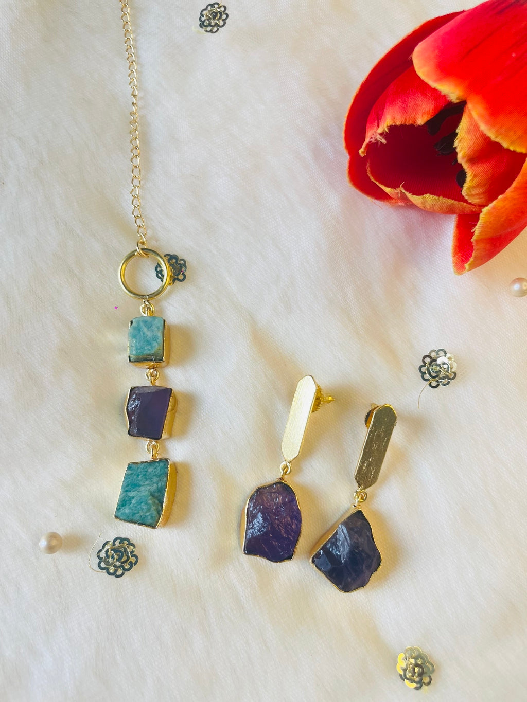 Raw Stone Stylish Necklace Set