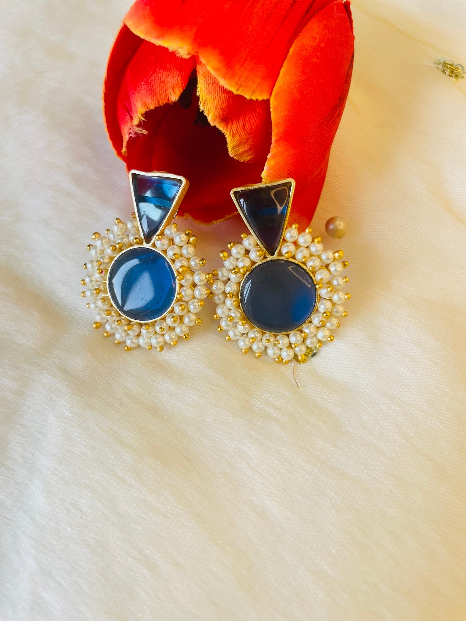 Maroon Cluster Pearl Earring