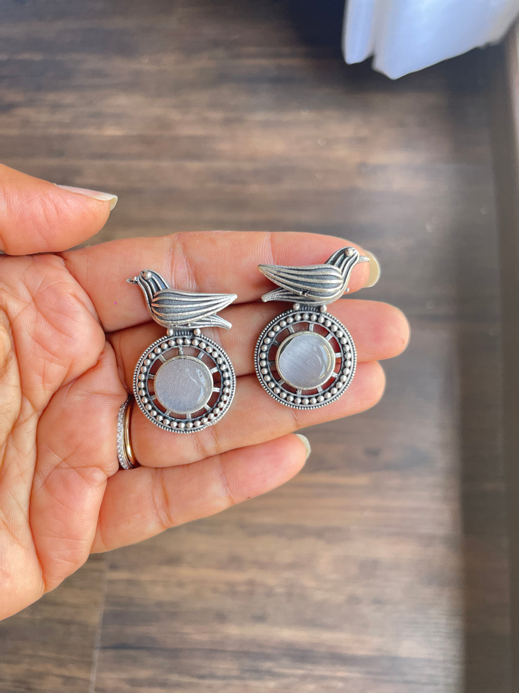 Silver Oxidized Bird Stone Earring