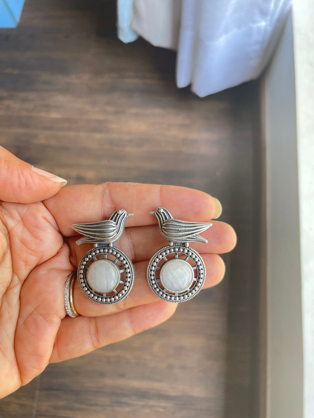 Silver Oxidized Bird Stone Earring